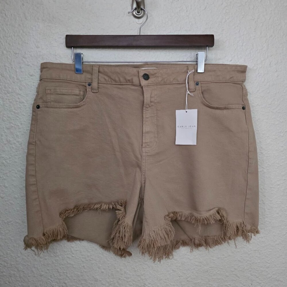 Carly Jean Revy High Rise Shorts in Tan Women's Plus Size 2X New With Tags